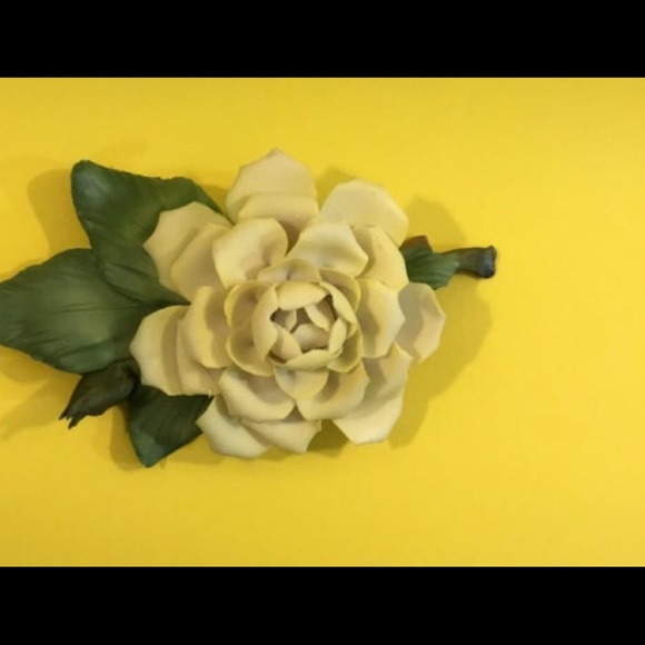 Capodimonte Other - 💙💙CAPODIMONTE YELLOW ROSE💙💙